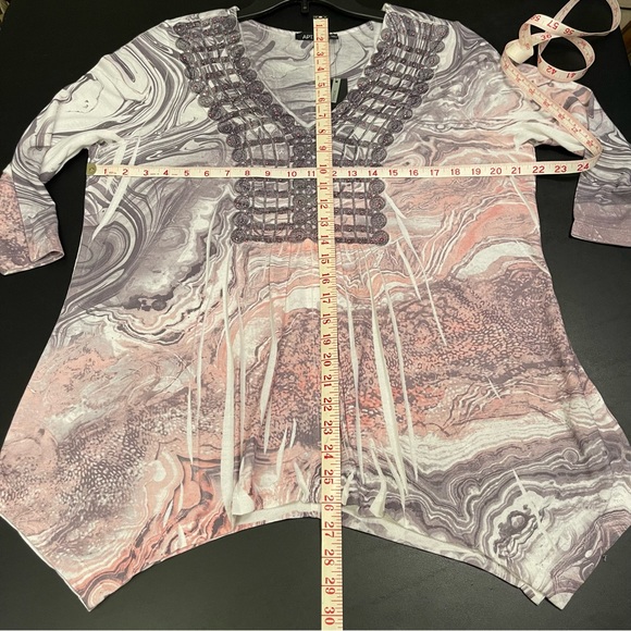 APT 9 Pink Marble Crochet V-Neck Blouse GemsPlus Size 1X NEW - Picture 9 of 10